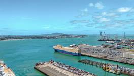 Centuries of law - The international law of the sea