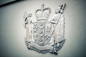 photo of Justice coat of arms.1